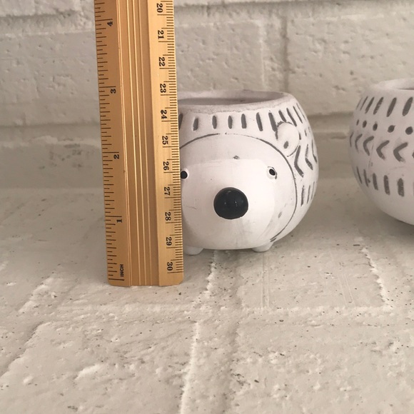 Set of 2 Porcupine Planters NWOT - Picture 11 of 13